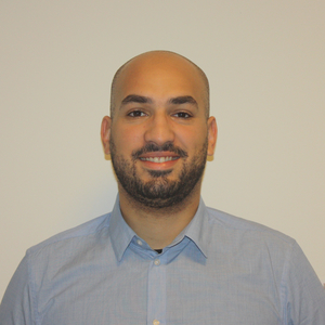 Yanis - Prof de marketing - Meylan