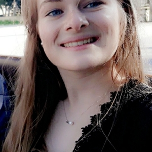 Manon - Prof de physique - Corbeil-Essonnes