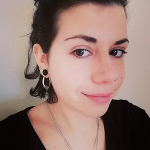 Lola - Prof de philosophie - Domont