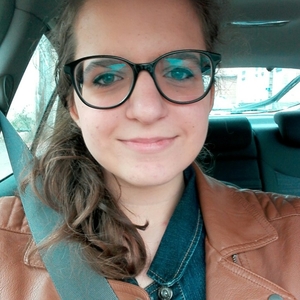 Chloé - Prof de maths - Lyon