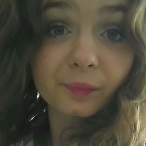 Lauriana - Prof de français - Soissons