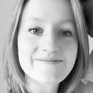 Camille - Prof d'initiation informatique - Toulouse