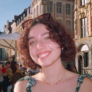Louna - Prof d'aide aux devoirs - Lille