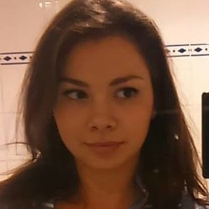 Victoria - Prof d'anglais - Mornas