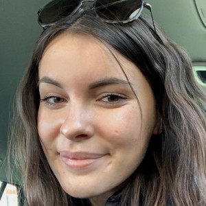 Lena - Prof de gestion du stress - Sainte-Colombe