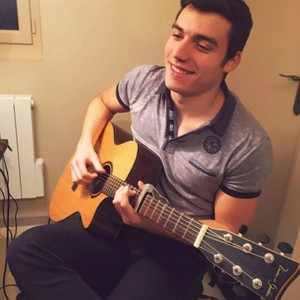 G - Prof de guitare - Agde