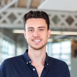 Lucas - Prof d'initiation informatique - Paris 15e