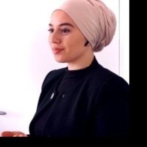 Ines - Prof de maths - Montigny-le-Bretonneux