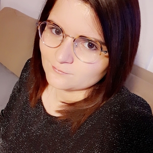 Julie - Prof d'aide aux devoirs - Ousson-sur-Loire