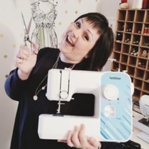 Tiffany - Prof de couture - Vallan