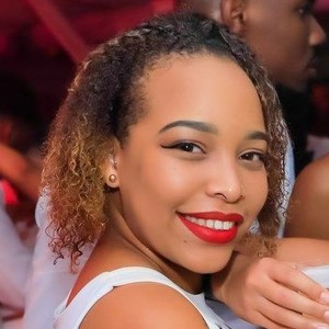 Yasmine - Prof de piano - Mondonville