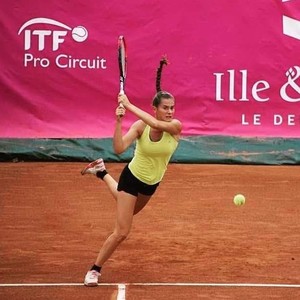 Mathilde - Prof de tennis - Croissy-sur-Seine
