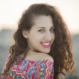 Polina - Prof de grec moderne - Paris
