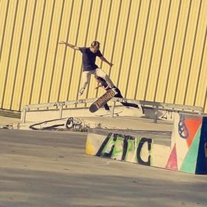 Malcolm - Prof de skate - La Peyratte