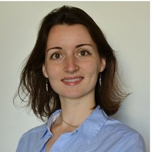 Amandine - Prof de droit - Bordeaux