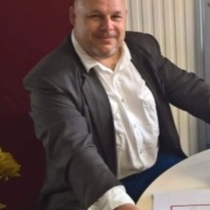 Mark - Prof de langue des signes - Montceau-les-Mines