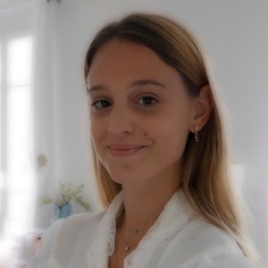 Caroline - Prof de droit - Boulogne-Billancourt