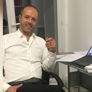 Nadji - Prof de droit constitutionnel - Neuilly-sur-Seine
