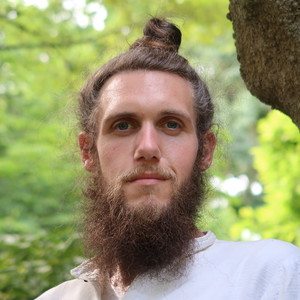 Amrit Swaran - Prof de yoga - Redon