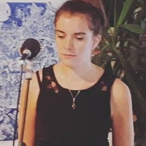 Laurine - Prof de chant - Tours