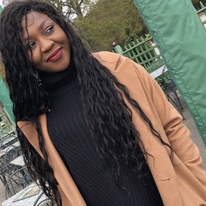 Leina - Prof de français - Melun