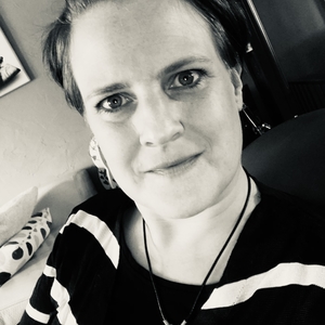 Nina - Prof d'anglais - Montreuil-aux-Lions
