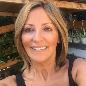 Mona - Prof d'arabe - Nice