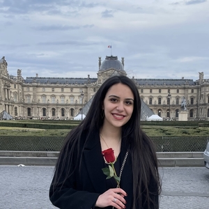 Youstina - Prof de maths - Paris