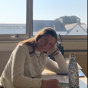 Lucie - Prof d'histoire - Lorient