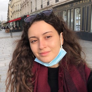 Amanda - Prof de français - Paris