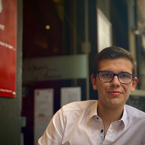 Nicolas - Prof d'histoire - géo - Lille