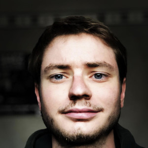 Antoine - Prof d'économie - Armoy