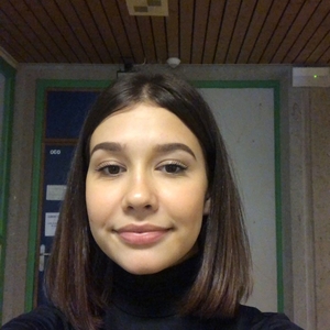Debora - Prof de français - Genève