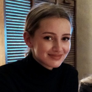 Clara - Prof d'aide à la rédaction de cv - lettre de motivation - Paris