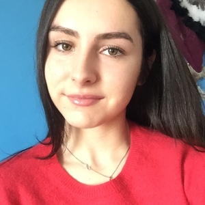 Emma - Prof d'aide aux devoirs - Saint-Hilaire-de-Brethmas