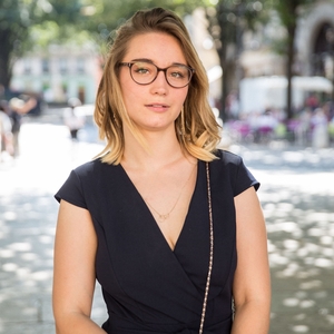 Yolaine - Prof de couture - Villeurbanne