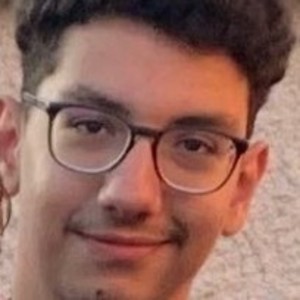 Adam - Prof d'aide aux devoirs - Tinqueux