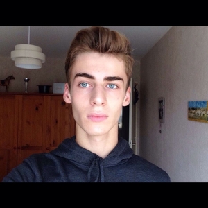 Adrien - Prof d'aide aux devoirs - Orléans