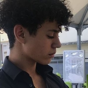 Rafiq - Prof de maths - Mauges-sur-loire