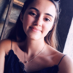 Eva - Prof d'aide aux devoirs - Ouzouer-sur-Loire