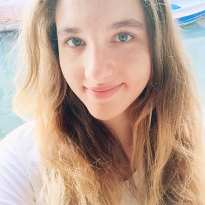 Salma - Prof de maths - Paris
