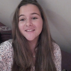 Léa - Prof de maths - Vittel