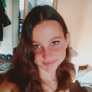 Lola - Prof d'aide aux devoirs - Paris