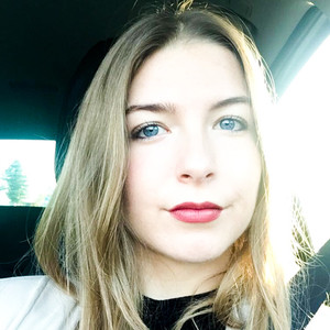 Chloé - Prof de maths - Caen