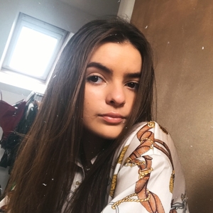 Anais - Prof de maths - Laval