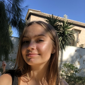 Léa - Prof de soutien scolaire - Paris