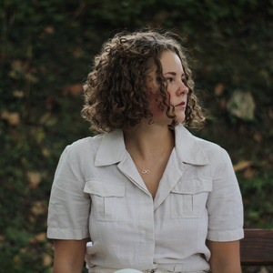 Emilie - Prof d'aide aux devoirs - Le Pin-la-Garenne