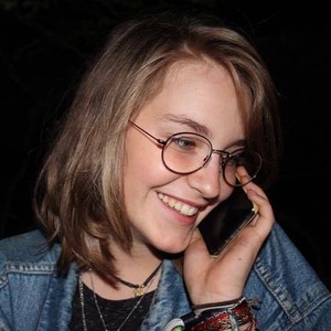 Alma - Prof d'anglais - Lodève
