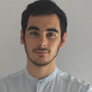 Alexandre - Prof d'économie - Lyon