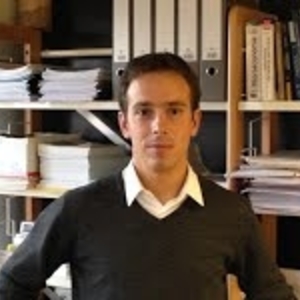 Olivier - Prof d'économie - Paris